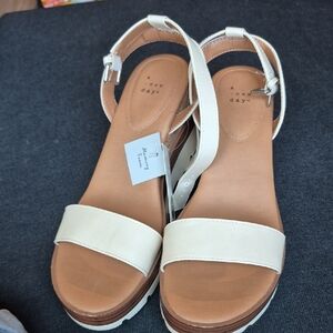 A New Day Cream Sandals Minimalist Design